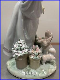 RARE Lladro Romp in the Garden #6907 Girl with dogs flowers 8-3/4 Tall