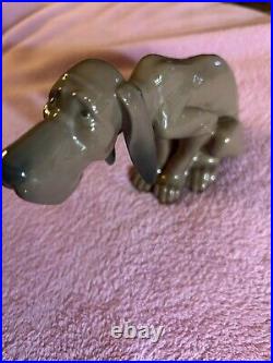 RARE Vintage 1982 Lladro Porcelain Figurine Timid Dog #5111