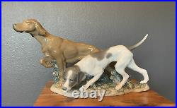 RETIRED LLADRO Attentive Dogs Hunting Porcelain Spain #4957 17.5 L x 10.5 H