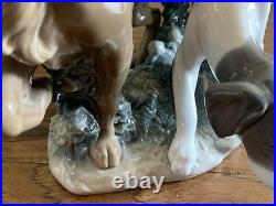 RETIRED LLADRO Attentive Dogs Hunting Porcelain Spain #4957 17.5 L x 10.5 H