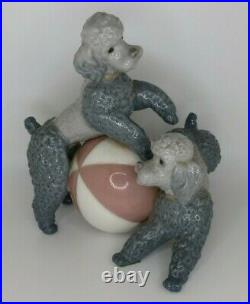 RETIRED Lladro #1258 Poodles Playing with Beachball Playful Dogs Gloss Finish