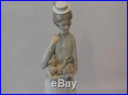 RETIRED Lladro Figurine A Walk with the Dog #4893 With Original Box