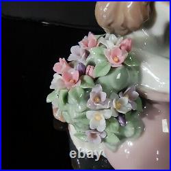 Rare LLADRO TAKE ME HOME DOG FIGURINE #6574 CUTE FLOWERS