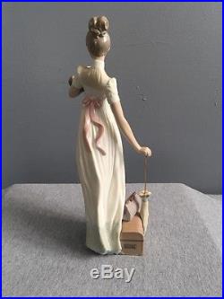 Rare Lladro Figurine #6753 Traveling Companion Tall Lady With Dog Umbrella Retired