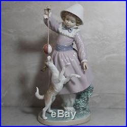 Rare Lladro Girl withDog & Ball #5078 Salvador Furio Porcelain Figurine