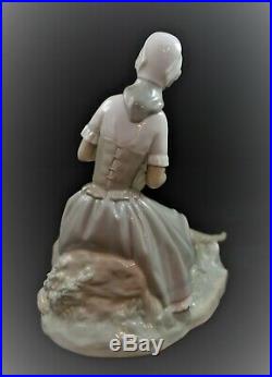 Rare Lladro Nao Figurine Shepherdess Lady With Dog #112