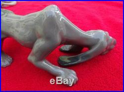 Rare Lladro Sniffing Bloodhound Dog Figure # 5110 Retired 1985
