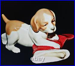 Rare SEALED Nao by Lladro Puppy's Christmas. Dog opening stocking. RETIRED 7427