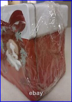 Rare SEALED Nao by Lladro Puppy's Christmas. Dog opening stocking. RETIRED 7427