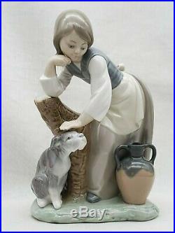 Rare Vintage Estate Lladro Porcelain Figurine 1246 Caress & Rest Girl Log & Dog