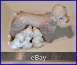 Retired 1974 Lladro Porcelain Figurine Mother Poodle Dog With 5 Nursing Puppies