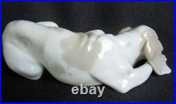 Retired Lladro #1067 Old Hound Dog Reclining Large 10 Long Made In Spain