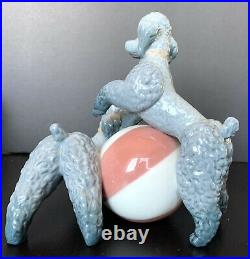 Retired Lladro 1258 Poodles Playing With Beachball Playful Dogs