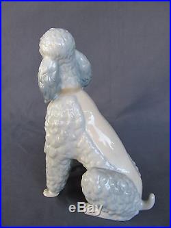 Retired Lladro Figurine #325.13 Poodle Very old, very rare