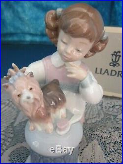 Retired Lladro Figurine #6635 My Pretty Puppy Yorkie & Child MINT in BOX