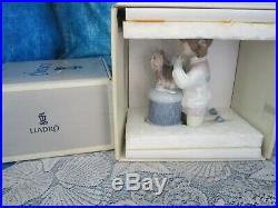 Retired Lladro Figurine #6635 My Pretty Puppy Yorkie & Child MINT in BOX