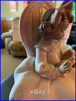 Retired Lladro Figurine Just a Little More Girl with Dog #5908 1991-1997