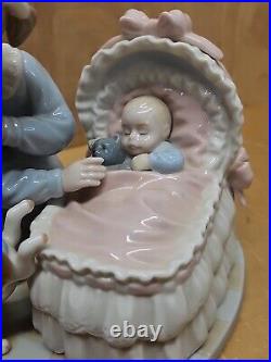 Retired Lladro Figurine Sleep Tight Little One Baby Bassinet Girl & Dog Rare