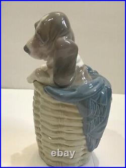 Retired Lladro Porcelain #1128 Basset Hound Dog Figurine