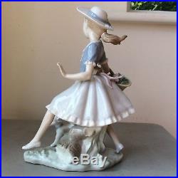 Retired Lladro Porcelain Figurine Mirth in the Countryside 4920 Girl Dog Puppy