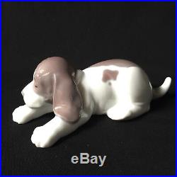 Retired Lladro Porcelain Sleeping Beagle Puppy Figurine 1991 Mint