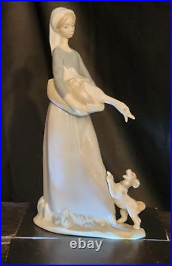 Retired Lladro Spain Porcelain Figurine Collectible #4866 Girl WithGoose & Dog 11