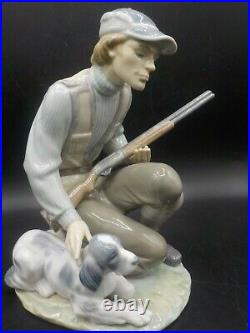 Retired Lladro Sportsman Porcelain Figurine #6096 Young Man Gun & Hunting Dog