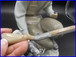 Retired Lladro Sportsman Porcelain Figurine #6096 Young Man Gun & Hunting Dog