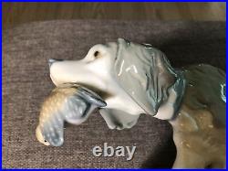 Retired Setter Hunting Dog With Pheasant In mouth Retired LLadro Approx'63-'80
