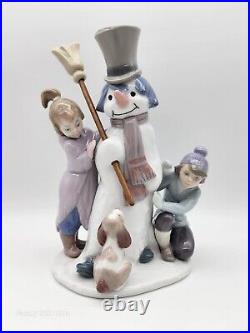 Retired Vintage Lladro 5713 The Snowman Boy, Girl Dog Building Snowman Figurine