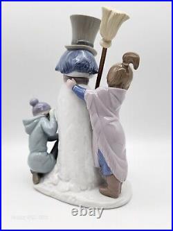 Retired Vintage Lladro 5713 The Snowman Boy, Girl Dog Building Snowman Figurine