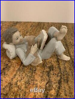 SHALL I READ YOU A STORY BOY AND DOG BY LLADRO #8034 with Original Box