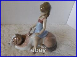 Stunning Lladro Spain Figure #6229 Contented Companion Girl Brushing Dog / Mint