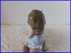 Stunning Lladro Spain Figure #6229 Contented Companion Girl Brushing Dog / Mint