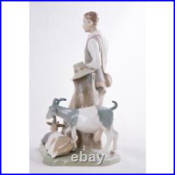 Stylish Shepherd with Dog & 2 Goats Figurine Porcelain By Lladro Spain 1978-1985