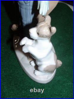Super Rare Nao LLADRO Clown With Dog Chasing Ball, Superb Condition 11 1/2 X 7