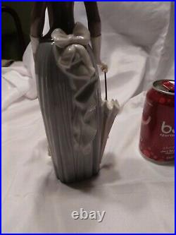 Tall Lladro -14 Woman With Dog & Pearl Handled Umbrella/Parasol #4761 Mint