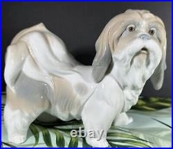 Third generation LLADRO LHASA APSO GLAZED PORCELAIN FIGURINE #4642 RETIRED