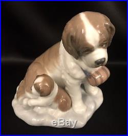 VERY ADORABLELladro Baby-Sitting Dogs/St. Bernards (8170 Mint Condition)