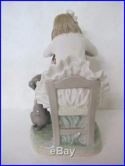Very Rare And Discontinued Lladro Lady With Flower Basket And Little Dog