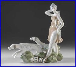 VERY RARE LLADRO DIANA 1135 with dogs One of a set of 7