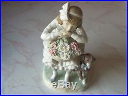 VINTAGE LLADRO FIGURINE GIRL WITH FLOWERS BASKET & DOG #1088 Issued 1970-1990