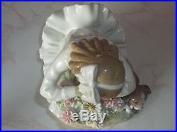 VINTAGE LLADRO FIGURINE GIRL WITH FLOWERS BASKET & DOG #1088 Issued 1970-1990