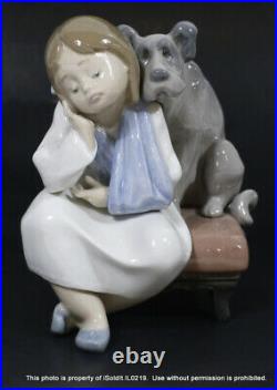 VINTAGE LLADRO PORCELAIN FIGURINE #5706 WE CAN'T PLAY Girl & Dog + BOX