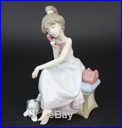 VTG LLADRO Spain CHIT CHAT Girl on Phone with Dog 5466 Porcelain Figurine NR EBH