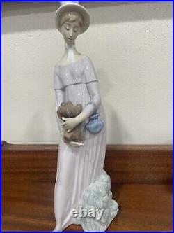 VTG Lladro Lady Holding Pekingese Dog Glossy Porcelain Dated 1970. READ