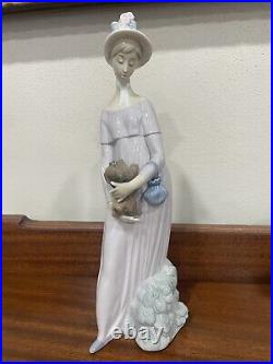 VTG Lladro Lady Holding Pekingese Dog Glossy Porcelain Dated 1970. READ