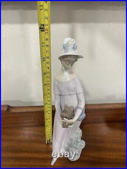 VTG Lladro Lady Holding Pekingese Dog Glossy Porcelain Dated 1970. READ