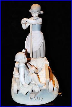 Very Rare Lladro Girl Pulling Boy Dog In Wagon #1245 Figurine Spain Valencia