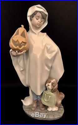 Very Rare Lladro Trick or Treat (6227 Mint in Box) Boy with Pumpkin & Dog